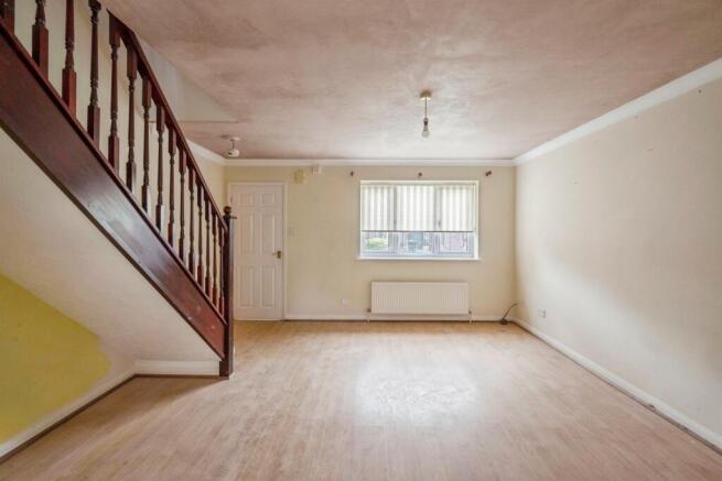 3 bed Semi-Detached for sale Image 4
