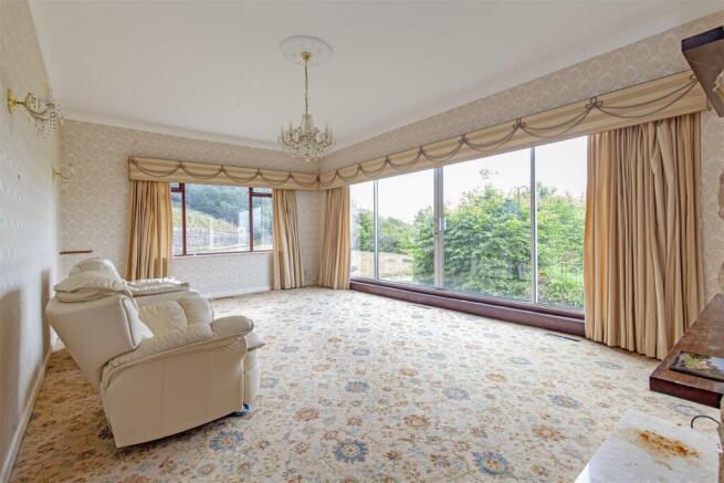 Reception Room-2.jpg