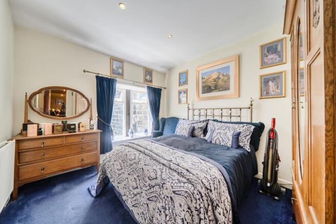 4 bed Cottage for sale Image 12