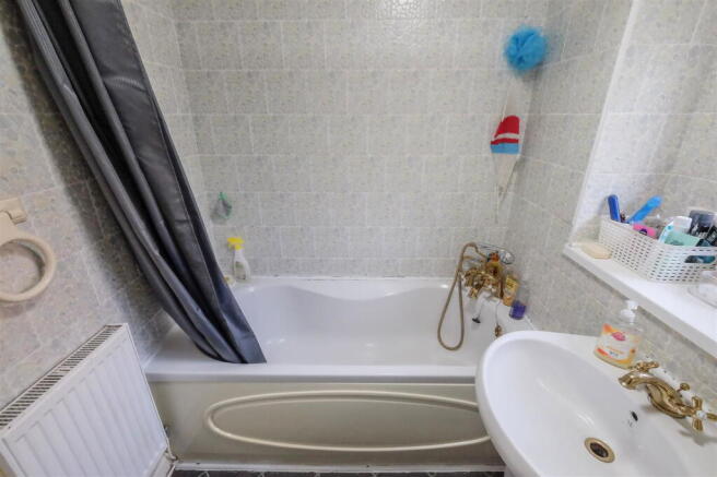 1 bed Flat for sale Image 10