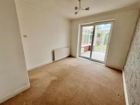2 bed Detached Bungalow for sale Image 5