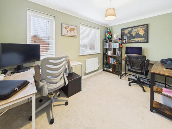 Bedroom/Study