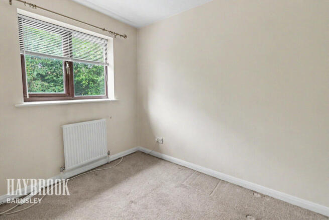 2 bed Semi-Detached for sale Image 8