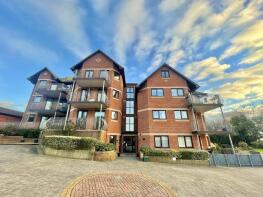 Flat 5, Barton Lodge, Raddenstile Lane, Exmouth EX8 2BP