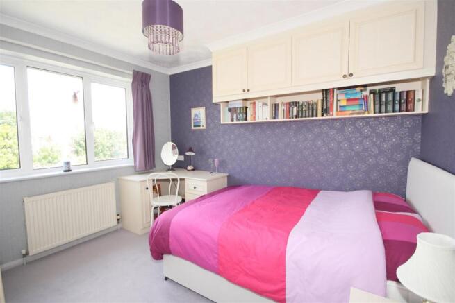 BEDROOM 2