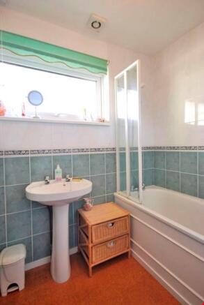 Photo 8