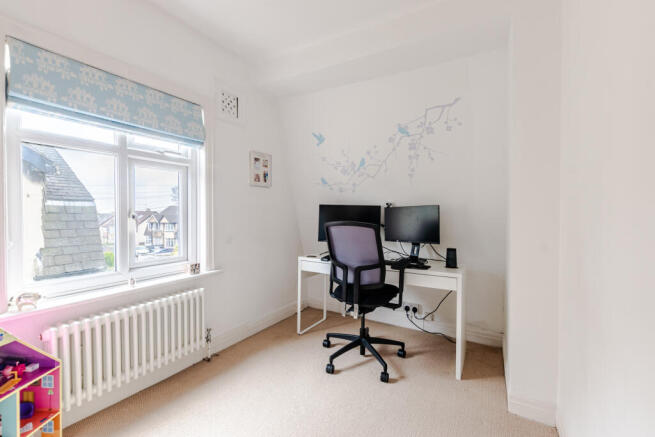 bedroom3