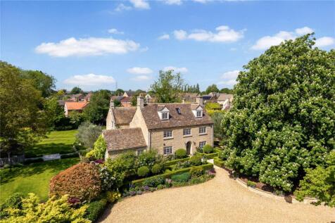 Woodhall Manor, Helpston