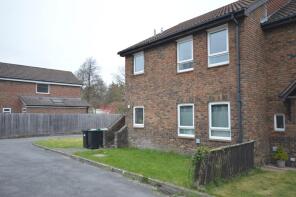 8, Bankhill Drive, Lymington SO41 9FF