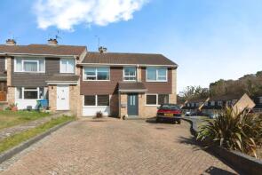 17, Glenavon Gardens, Yateley GU46 6DE