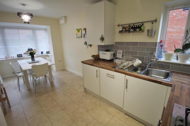 Kitchen / Diner