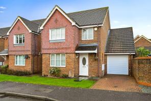 56, Acorn Close, Ashford TN23 3HR