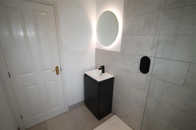 CC Shower Room ii.JPG