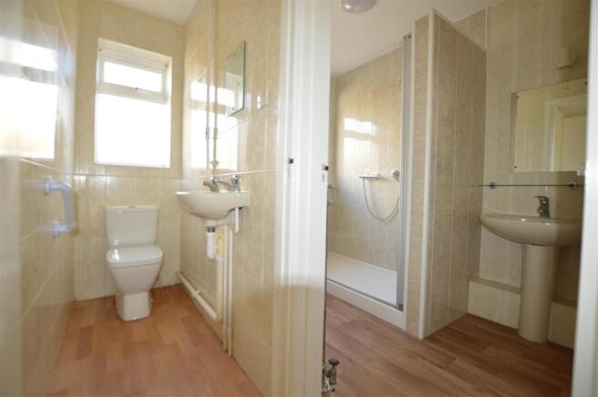 SEPARATE WC