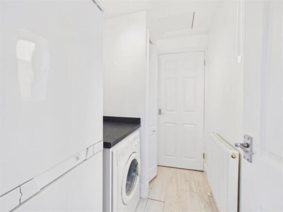 2 bed Semi-Detached for sale Image 8