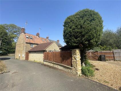 Northampton Road, Lavendon