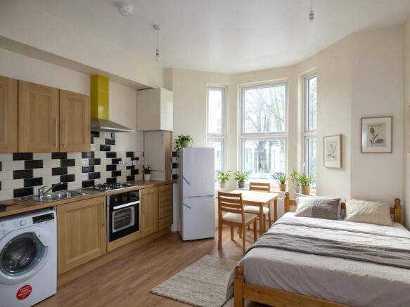 39 Tabley Road, L...