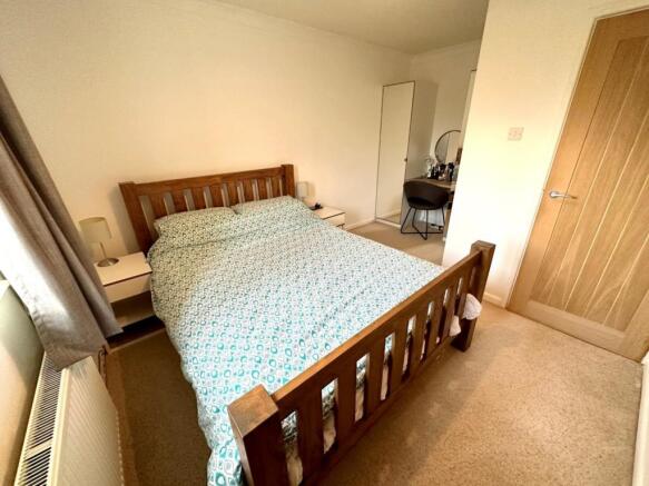 Bedroom 1.jpg