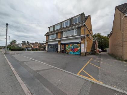 21A Prestbury Drive, Warminster, Wiltshire BA12 9LB