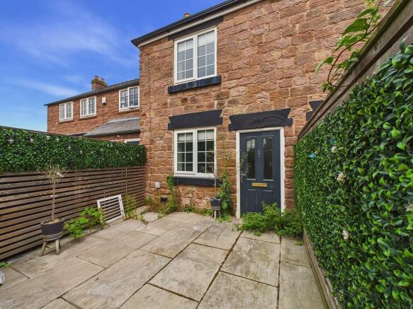 2 bed Terraced for sale Image 4