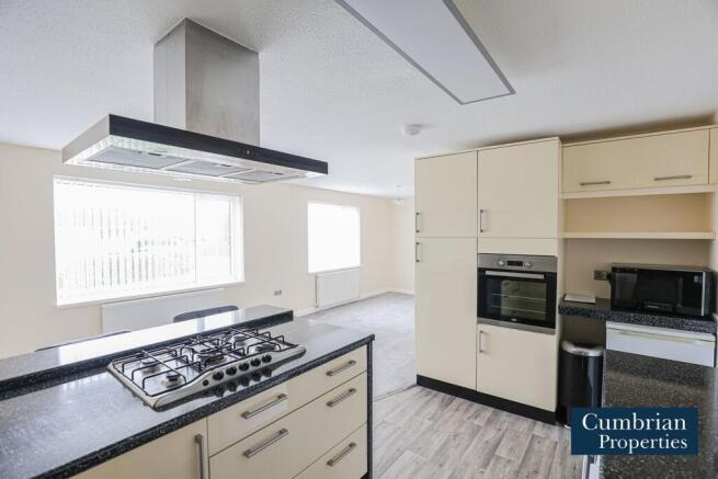 Open Plan Dining Lounge/Kitchen