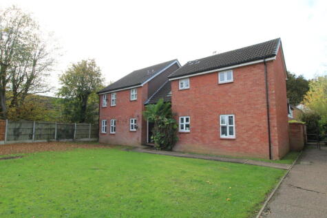 Abenberg Way, Hutton, CM13