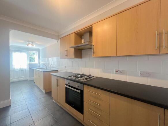 2 bed Terraced for sale Image 6