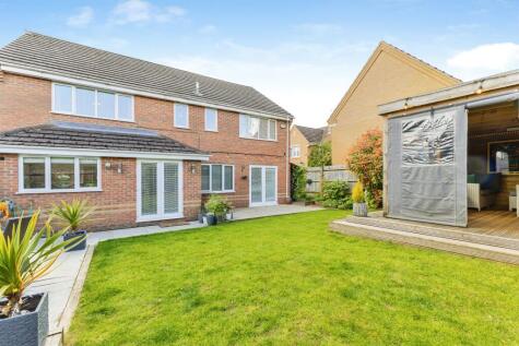 Villa Way, Wootton, Northampton