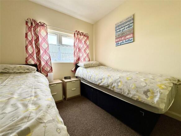 2 bed Bungalow for sale Image 8