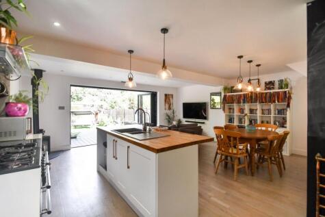 Lower Rainham Road, Gillingham, ME7