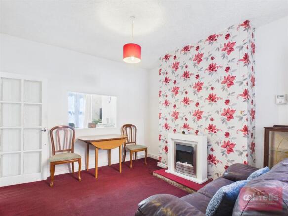 4 bed Terraced for sale Image 5