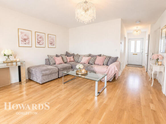 Rumbold Close, Great Yarmouth photo 3