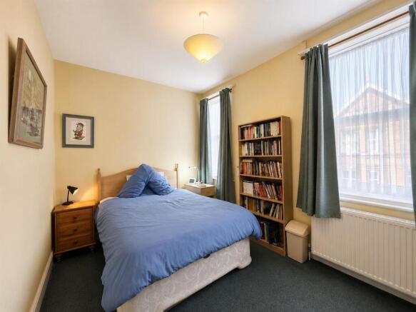 4 bed End of Terrace for sale Image 8