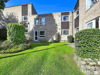 Weetwood House Court, Leeds, West Yorkshire