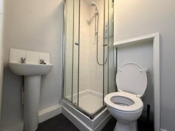 flat 1 6 westbourne.jpg
