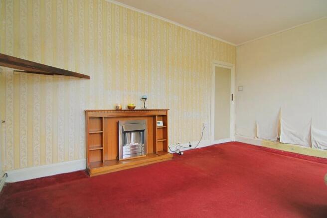 3 bed Semi-Detached for sale Image 4