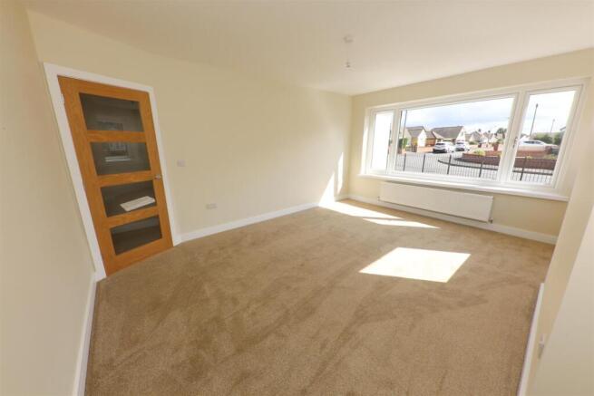 2 bed Detached Bungalow for sale Image 8