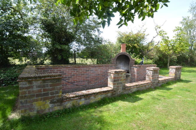BBQ Pit