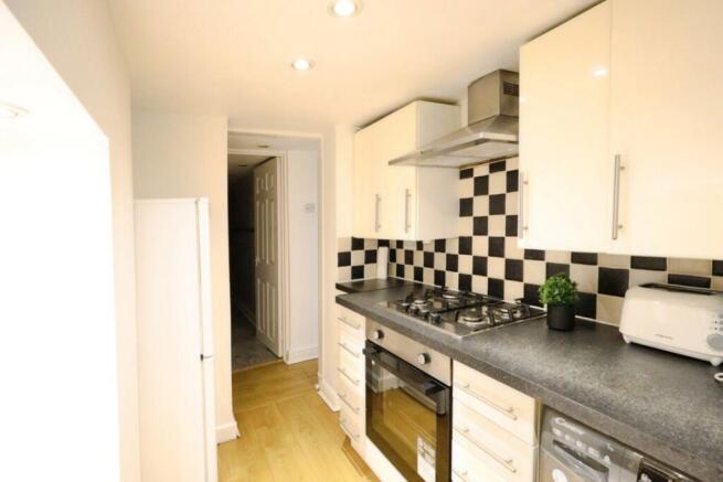 1 bed Flat to rent Image 5