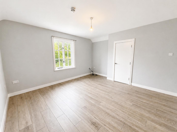 LIVING ROOM.png