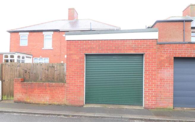 GARAGE