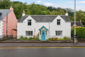 Glenogle, Leny Road, Callander FK17 8AL