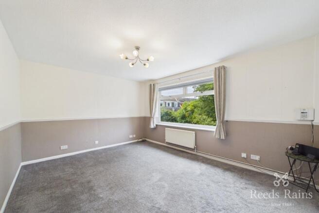 2 bed Apartment for sale Image 5