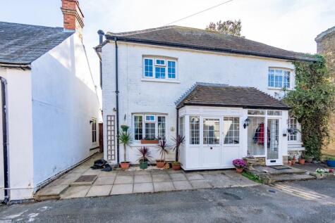Trinity Square, Broadstairs, CT10 3BA