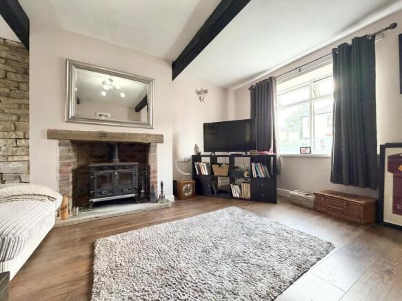 2 bed End of Terrace to rent Image 7