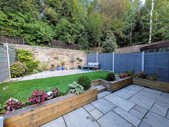 2 bed Semi-Detached for sale Image 11