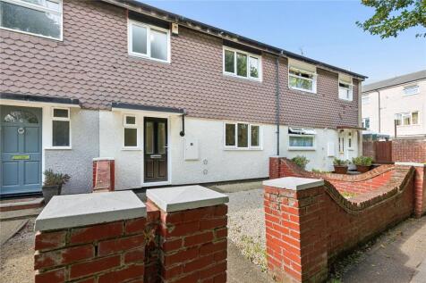 Longmead, Pitsea, Basildon, Essex, SS13