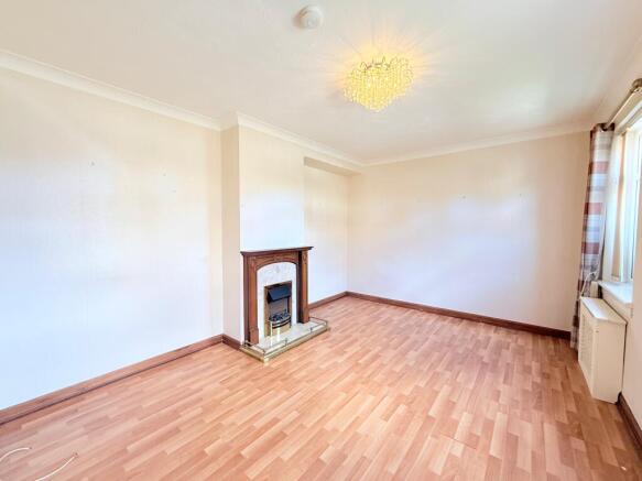 17, Livingstone Crescent, Falkirk, FK2 9BW photo 4