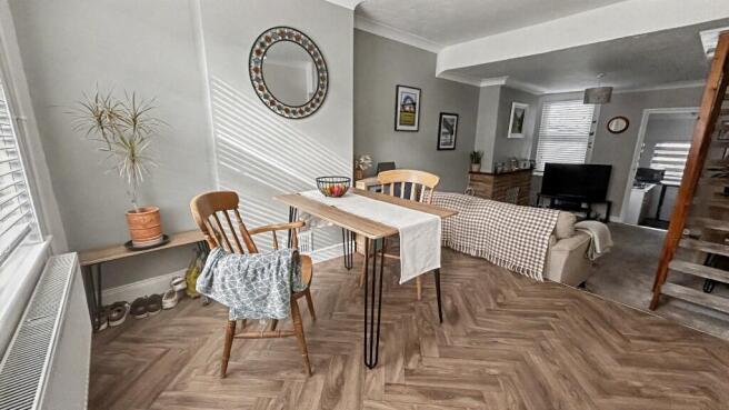 Pownall Crescent, Colchester, Essex, CO2 photo 4