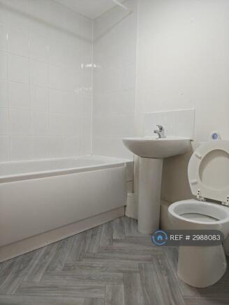 1 bed Flat to rent Image 5